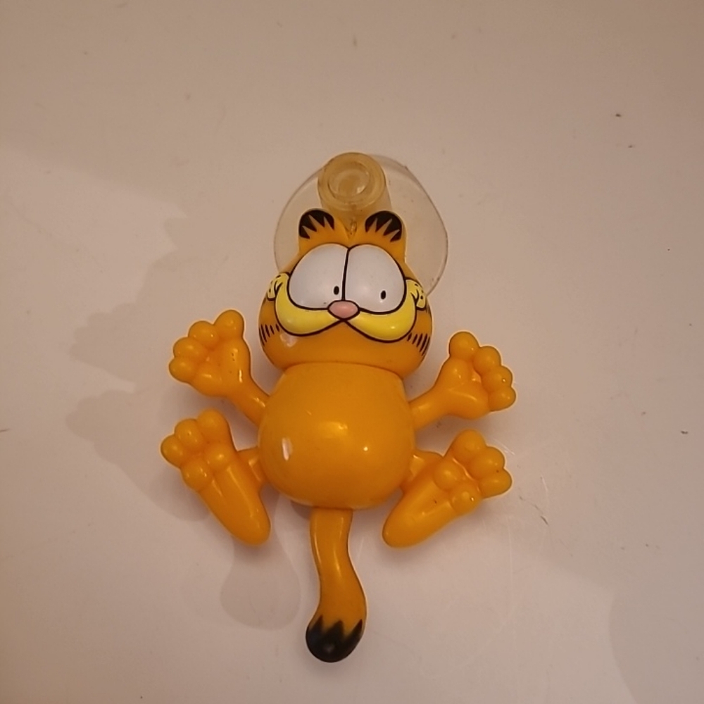 Vintage GARFIELD Suction Cup String Pull Toy Window Cling, Pre-owned. Some wear.
